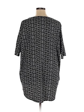 Lularoe Short Sleeve T-Shirt (view 2)