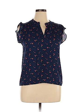 Lipslide Short Sleeve Blouse (view 1)