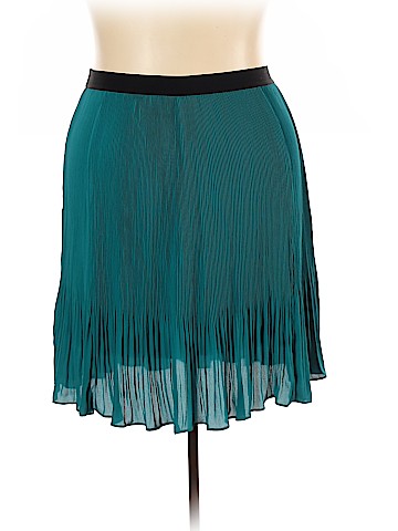 Sejour Casual Skirt (view 2)