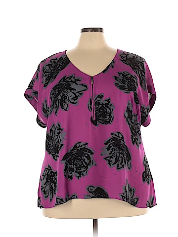 Lane Bryant Outlet Short Sleeve Blouse (view 1)