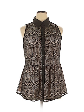 City Chic Sleeveless Blouse (view 1)