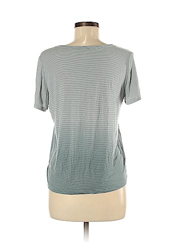 American Eagle Outfitters Short Sleeve Top (view 2)