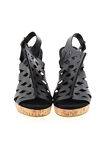 Pierre Dumas Wedges (view 2)