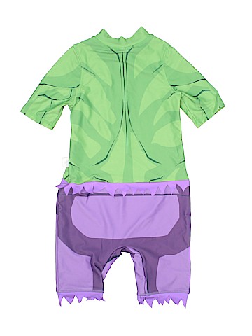 Disney Short Sleeve Outfit (view 2)