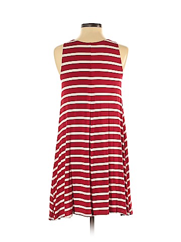 Old Navy Casual Dress (view 2)