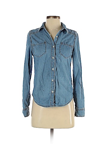 Mossimo Supply Co. Long Sleeve Button-Down Shirt (view 1)