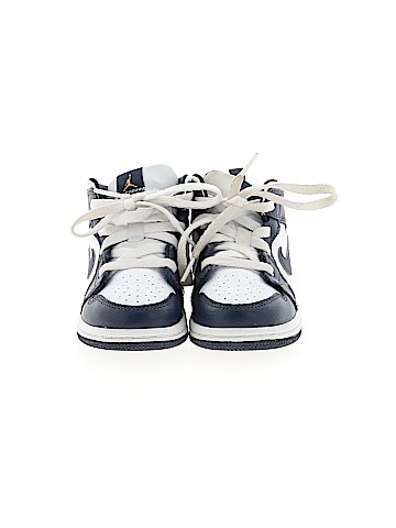 Air Jordan Sneakers (view 2)