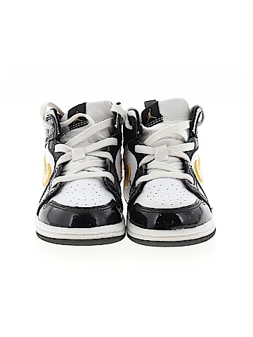 Nike Sneakers (view 2)