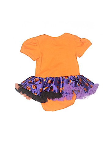 Unbranded Short Sleeve Onesie (view 2)