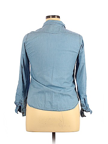 Charlotte Russe Long Sleeve Button-Down Shirt (view 2)