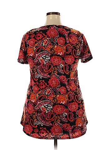 Lularoe Short Sleeve T-Shirt (view 2)