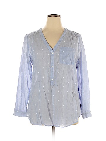 Old Navy Long Sleeve Button-Down Shirt (view 1)