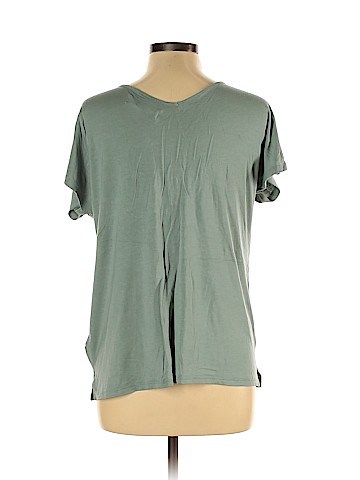 Old Navy - Maternity Short Sleeve Blouse (view 2)