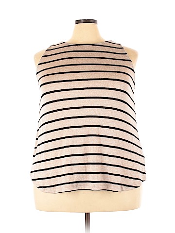 Old Navy Sleeveless Top (view 1)