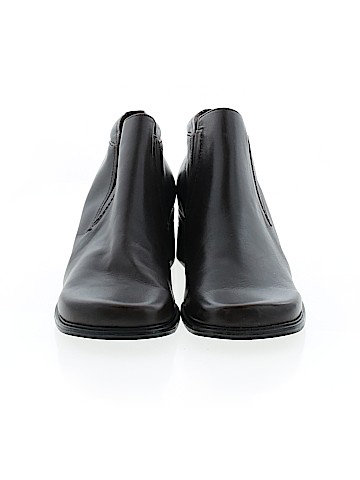 Markon Ankle Boots (view 2)