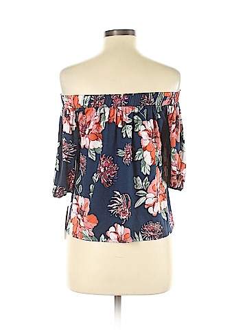 Loveappella Short Sleeve Top (view 2)