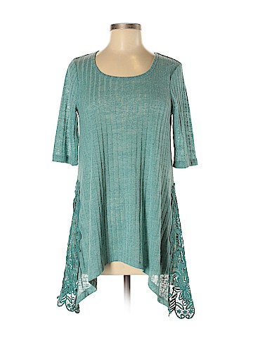 Miss Chievous 3/4 Sleeve Top (view 1)