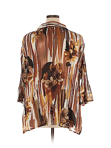 Maggie Barnes 3/4 Sleeve Blouse (view 2)