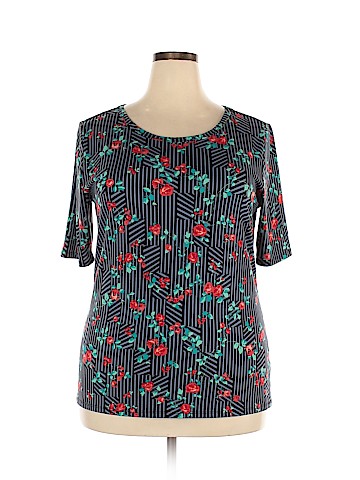Lularoe Short Sleeve T-Shirt (view 1)