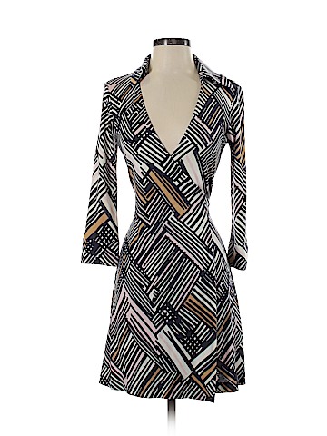Diane von Furstenberg Casual Dress (view 1)