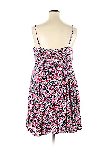 Old Navy Casual Dress (view 2)