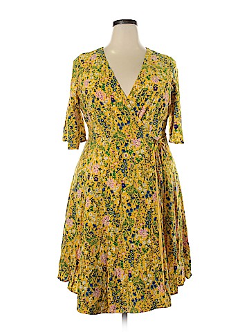 Old Navy Casual Dress (view 1)