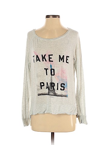 American Eagle Outfitters Long Sleeve T-Shirt (view 1)