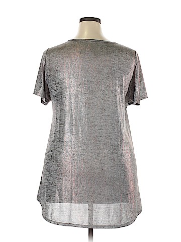 Lularoe Short Sleeve T-Shirt (view 2)