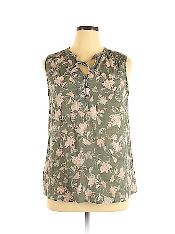 St. John's Bay Sleeveless Top (view 1)