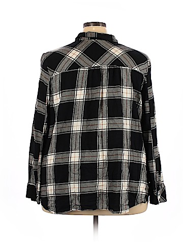 BP. Long Sleeve Button-Down Shirt (view 2)