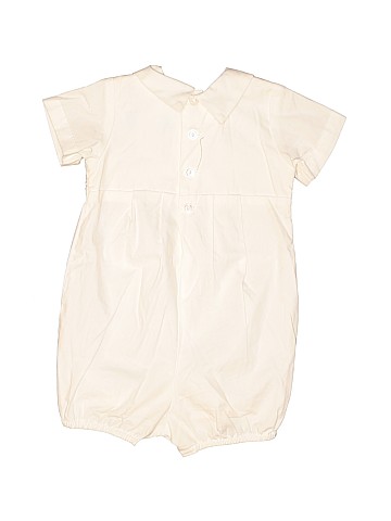 Sweatsedo Short Sleeve Outfit (view 1)