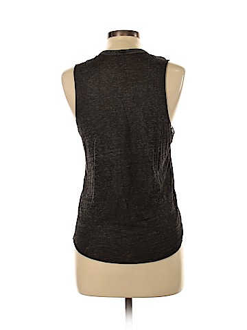 No Boundaries Sleeveless Top (view 2)