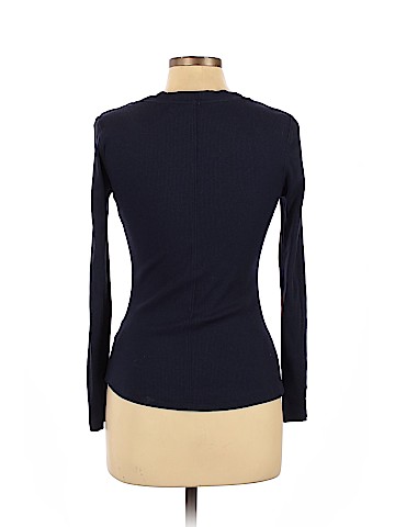 Urban Outfitters Long Sleeve T-Shirt (view 2)