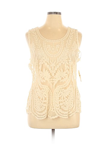 Bobbie Brooks Sleeveless Blouse (view 1)