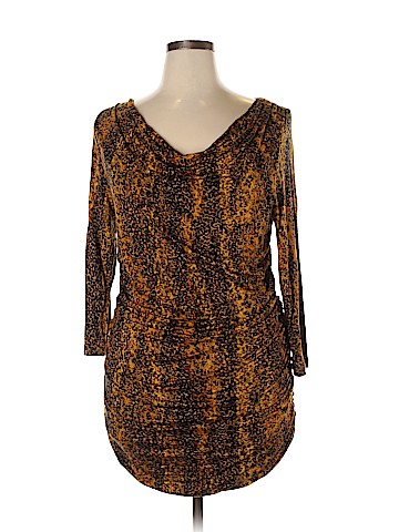 Victor by Victor Alfaro Casual Dress (view 1)