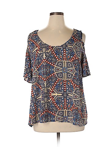 W5 Short Sleeve Blouse (view 1)