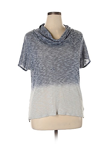 Xhilaration Short Sleeve Top (view 1)