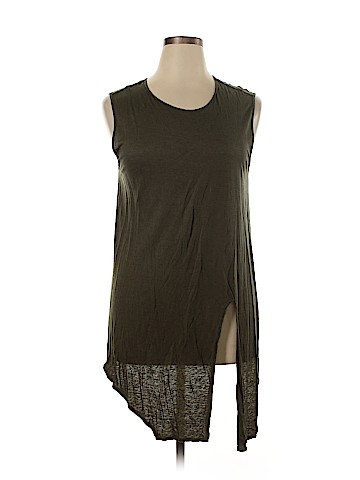 Trouve Sleeveless Top (view 1)