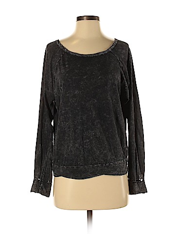 Forever 21 Long Sleeve T-Shirt (view 1)