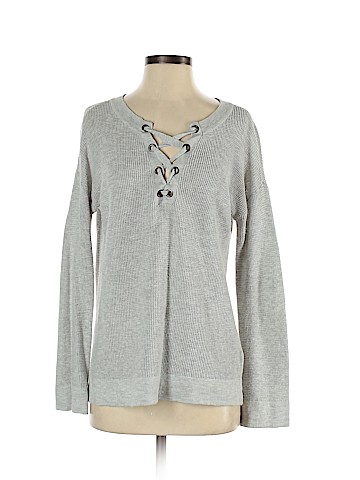 American Eagle Outfitters Pullover Sweater (view 1)