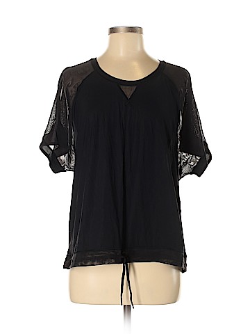 Lululemon Athletica Active T-Shirt (view 1)