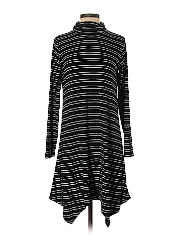 Mossimo Casual Dress (view 1)