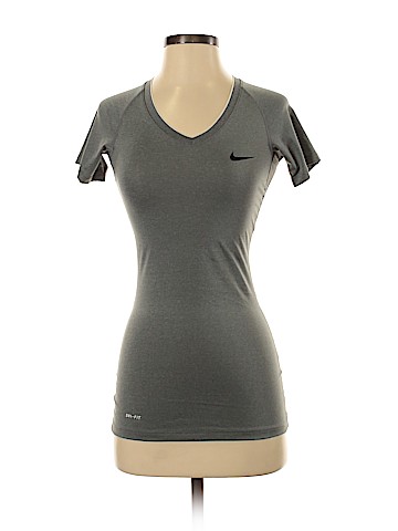 Nike Active T-Shirt (view 1)