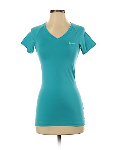 Nike Active T-Shirt (view 1)