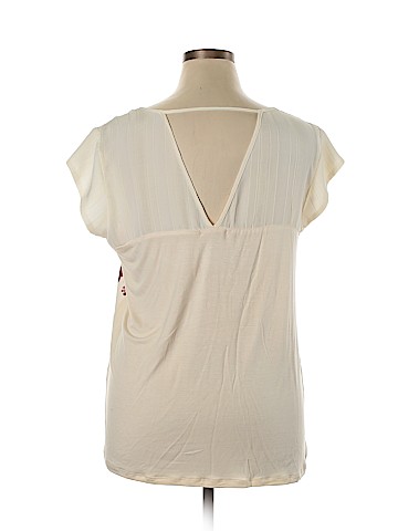 Maurices Short Sleeve Top (view 2)
