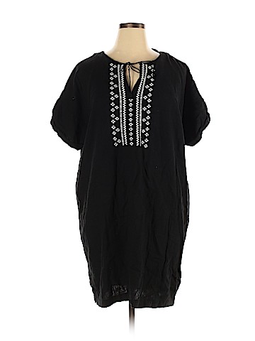 Old Navy Casual Dress (view 1)