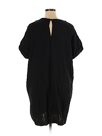 Old Navy Casual Dress (view 2)