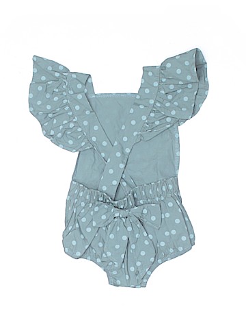 Assorted Brands Short Sleeve Outfit (view 2)