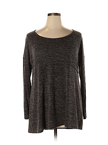 Simply Noelle Long Sleeve Top (view 1)