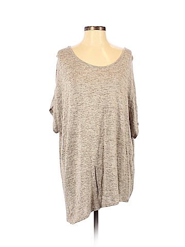 Lane Bryant Short Sleeve T-Shirt (view 1)